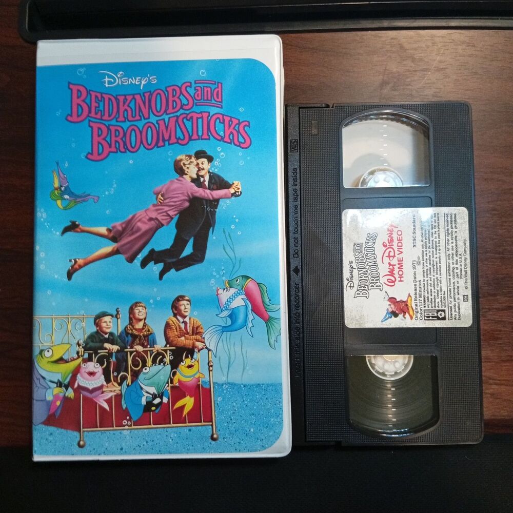 Bedknobs & Broomsticks VHS Disney Clamshell - Early Release